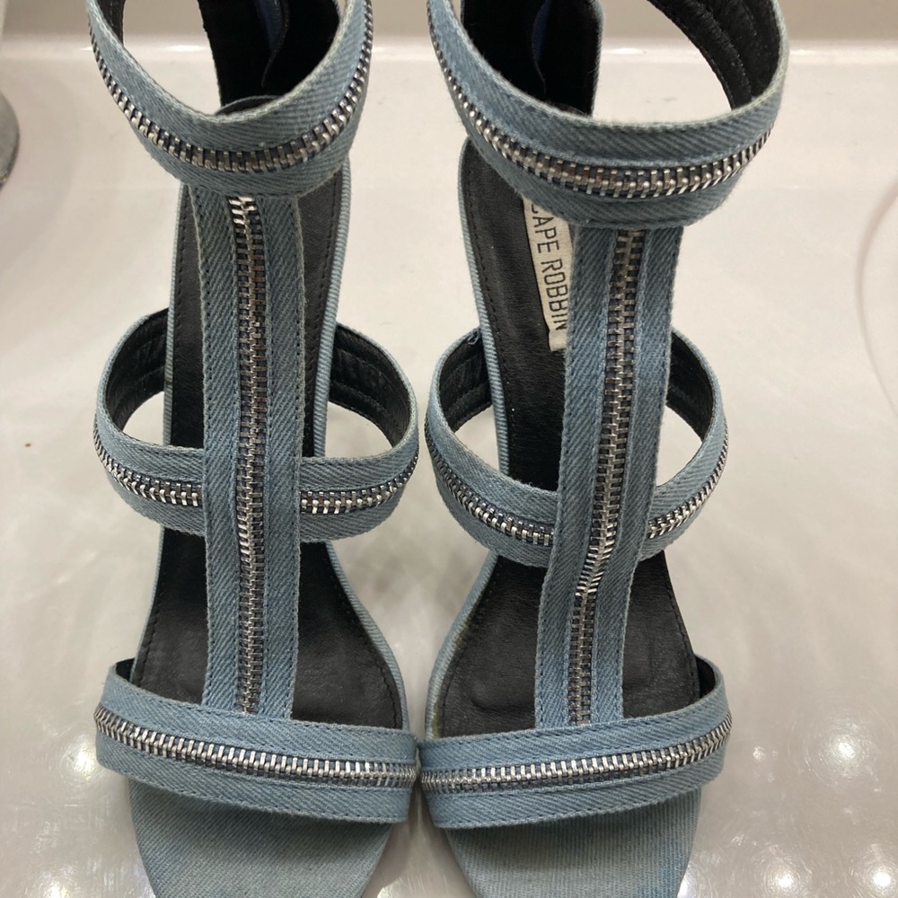 Ladies heels